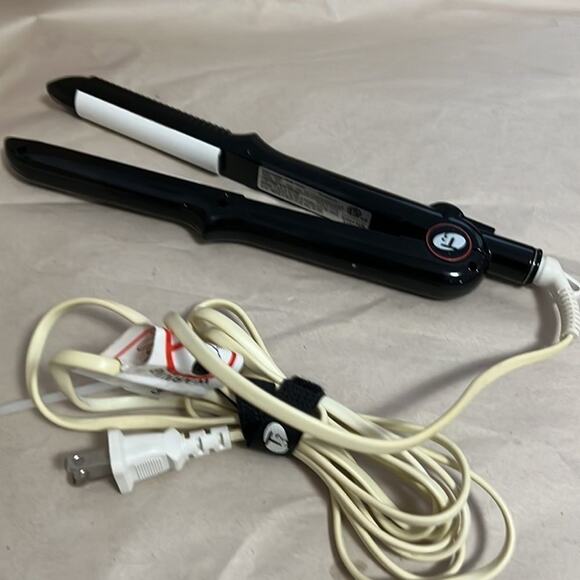T3 SINGLEPASS FLATIRON‎ STRAIGHTEN TOOL 1’’ - Picture 3 of 4